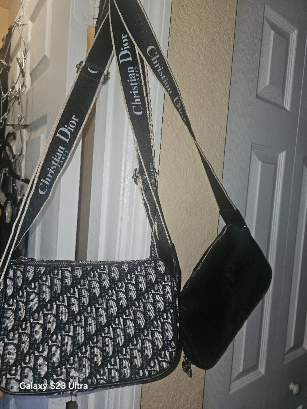 2 beautiful crossbody bags
